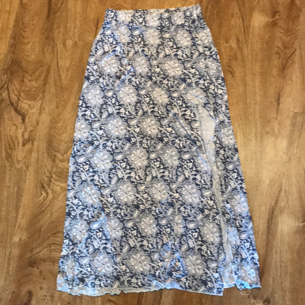 Patterned Maxi Skirt